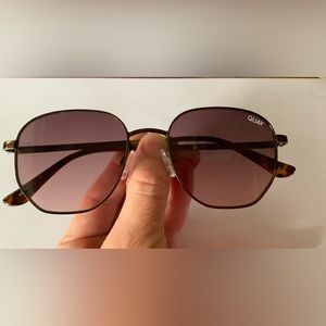 Quay Big Time 126 sunglasses